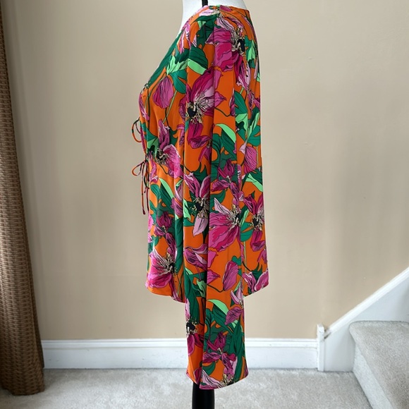Express Floral V-neck Kimono Sleeve Double Tie Front Top - Picture 9 of 15